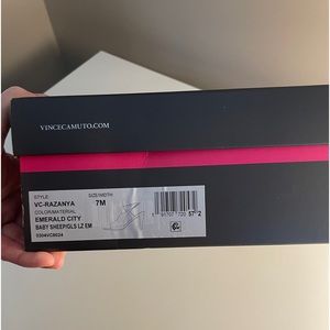 Vince Camuto emerald green sling back heels